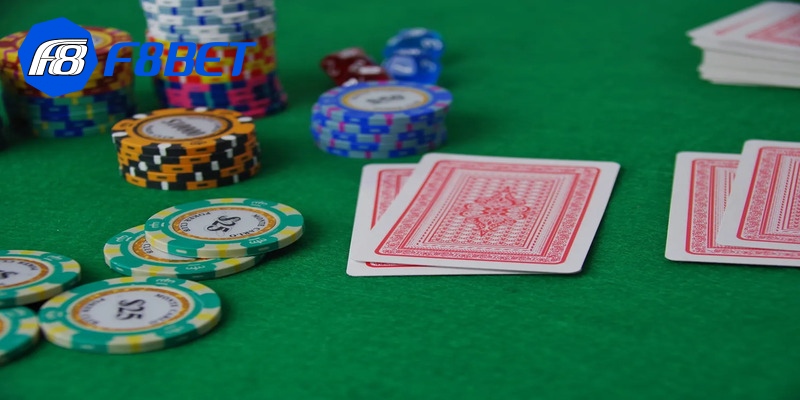 Người chơi cần học hỏi bí kíp đánh Baccarat từ các chuyên gia